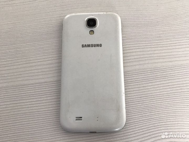 Телефон Samsung galaxy s4