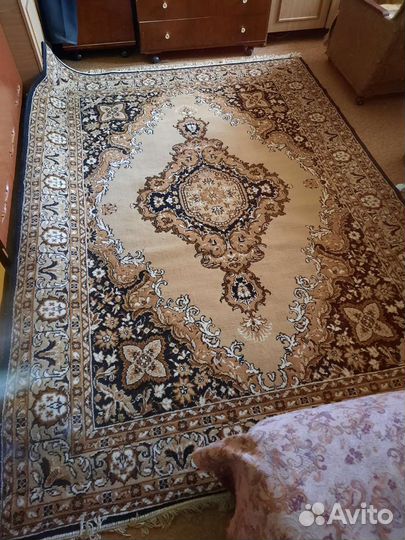 Ковер новый
