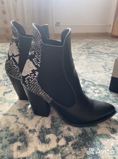 Ботильоны в ковбойском стиле Bambi