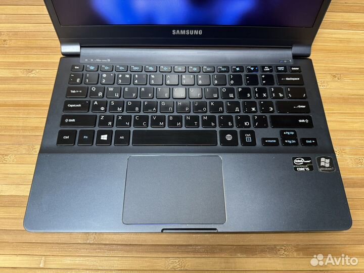 Топовый Samsung i5/4/SSD в алюминиевом корпусе