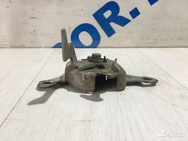 Замок капота LADA largus 1.6 мт к4м