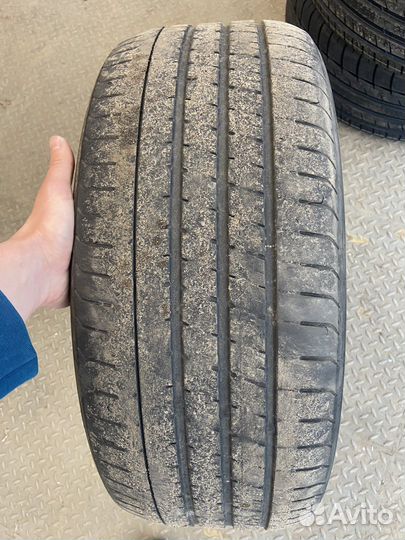 Pirelli P Zero 245/40 R20 и 275/35 R20 102Y