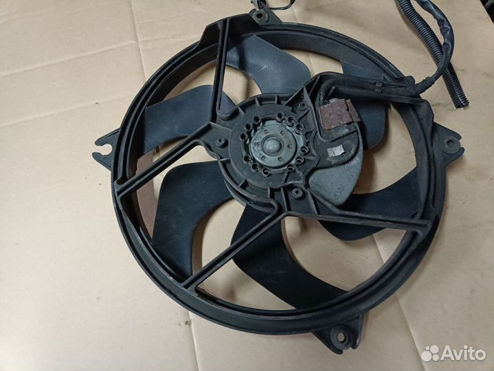 Вентилятор охлаждения Peugeot 407 Citroen c5