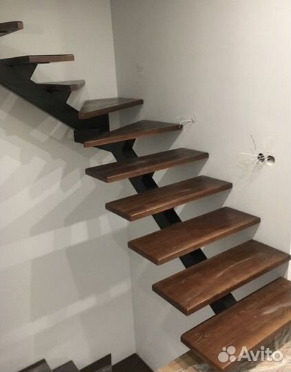 Лестница из метала