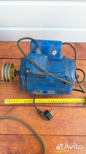 Электродвигатель 220в