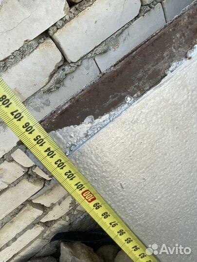 Металлическая дверь бу