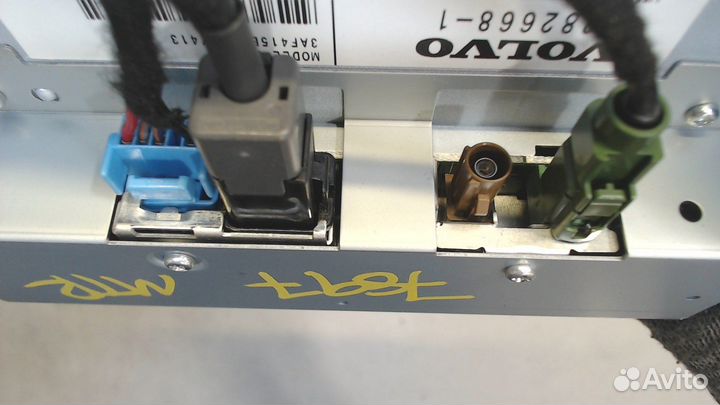 Дисплей мультимедиа Volvo XC60, 2010