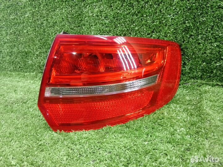 Фонарь задний правый VAG Audi A3 8P