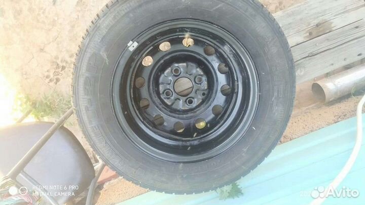 R13 Accelera Beta 175/65, PCD 4x100 DIA 40