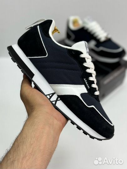 Мужские кроссовки Armani Exchange