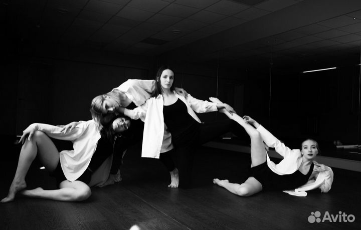 Танцевальное шоу Black Queen