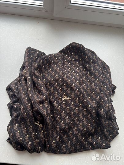 Шарф палантин Guess