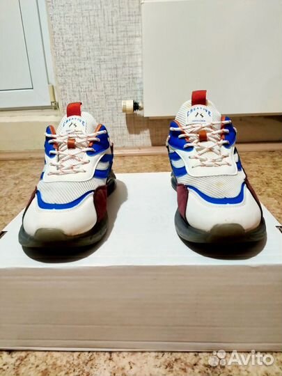 Кроссовки летние