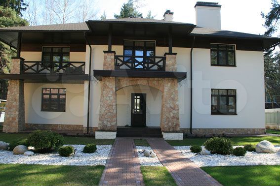 Дом 380 м² на участке 18 сот.