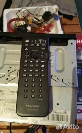 Продам 2DIN мультимедийный центр с 6-дисковым DVD