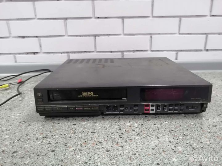 Видеомагнитофон