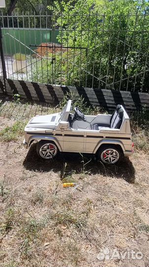 Детский электромобиль