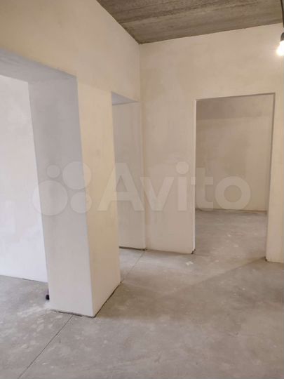 2-к. квартира, 61,1 м², 1/3 эт.