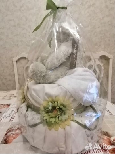 Выписка из роддома, торт из памперс