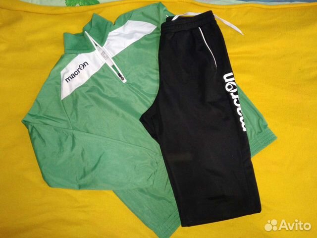 Спортивный костюм