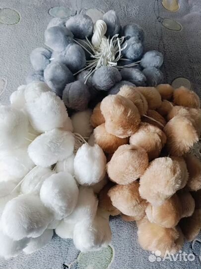 Помпошки для кошачих домиков и когтеточек