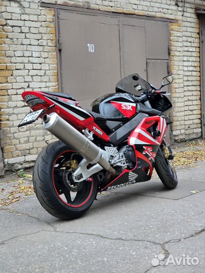 Продам Honda cbr954rr