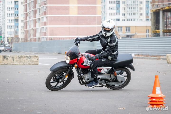 Мотоинструктор, обучение на мотоцикле