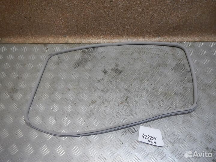 Уплотнитель (Кузов внутри), Mitsubishi -outlander (03-09)