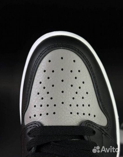 Кроссовки Nike air Jordan 1