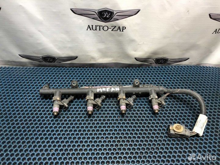 Рейка топливная (рампа) Renault Megane