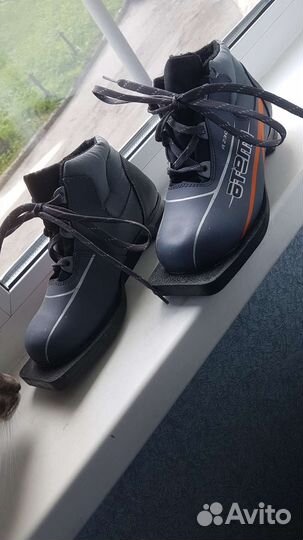 Лыжные ботинки atemi детские 33 размер