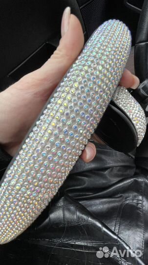 Оплетка на руль со стразами