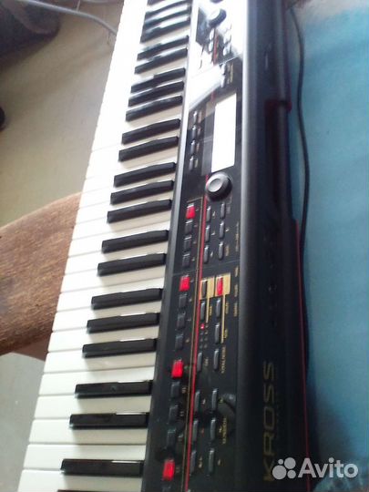 Korg kross в коробке
