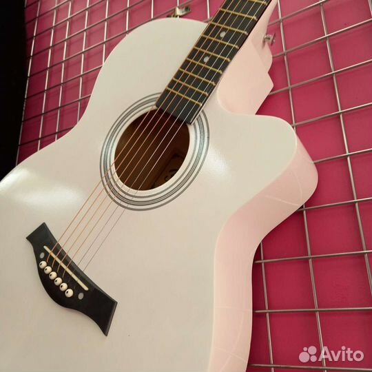 Акустическая гитара Belucci