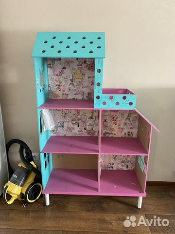 Большой кукольный домик