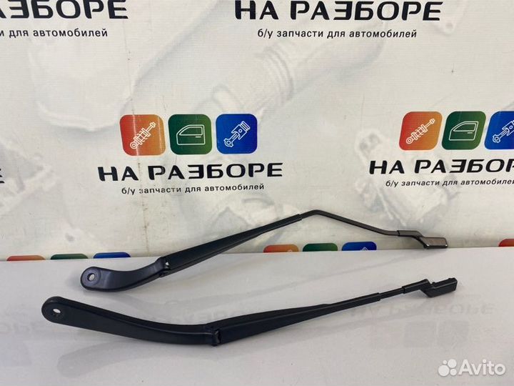 Щетка стеклоочистителя передняя Renault Arkana LJC