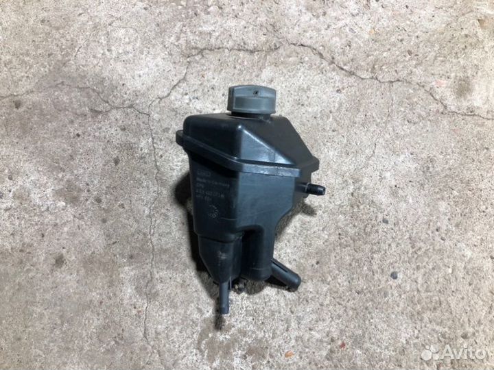 Бачок гидроусилителя руля Audi A8 D3 6.0W12BTH