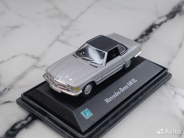 Mercedes Benz 560 SL