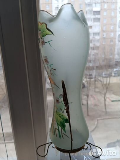 Антикварная ваза