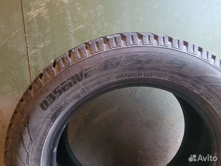 Toyo Observe GSi-5 225/60 R17 99T