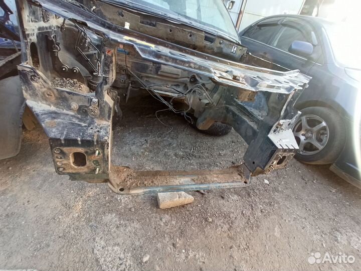 Верхняя рамка телевизор Land Rover Freelander 1