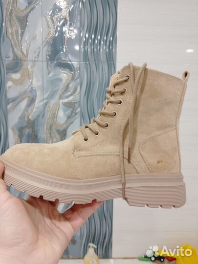 Новые ботинки ботинки. Размер 37-37.5
