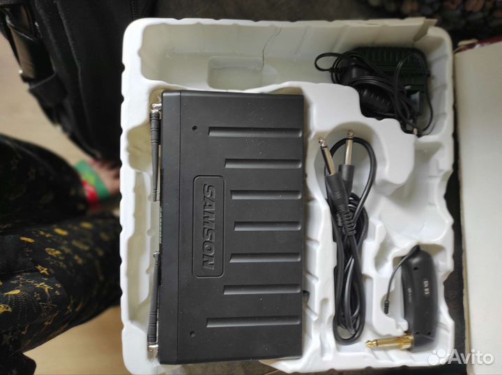 Беспроводная микрофонная система