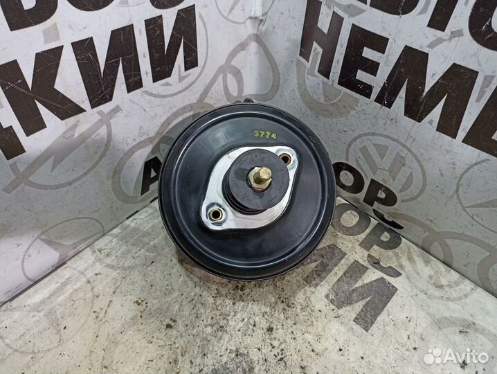 Вакуумный усилитель тормозов Volkswagen Passat B5