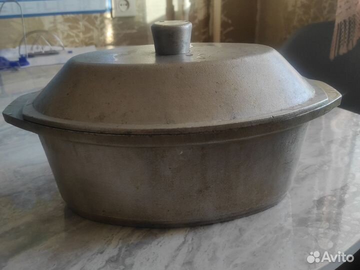 Утятница чугунная