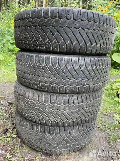 Continental Conti4x4IceContact 235/60 R18 107T