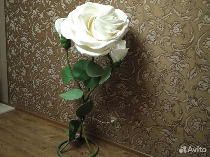 Торшер напольный