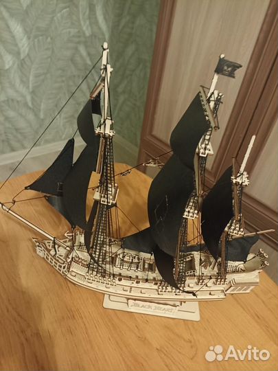 Сборная модель корабля из дерева