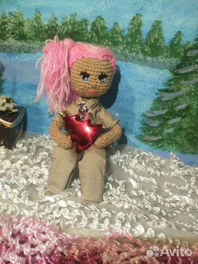 Кукла в шубке