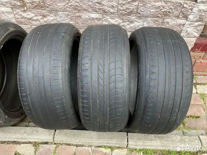 Goodyear EfficientGrip SUV 4x4 275/45 R20